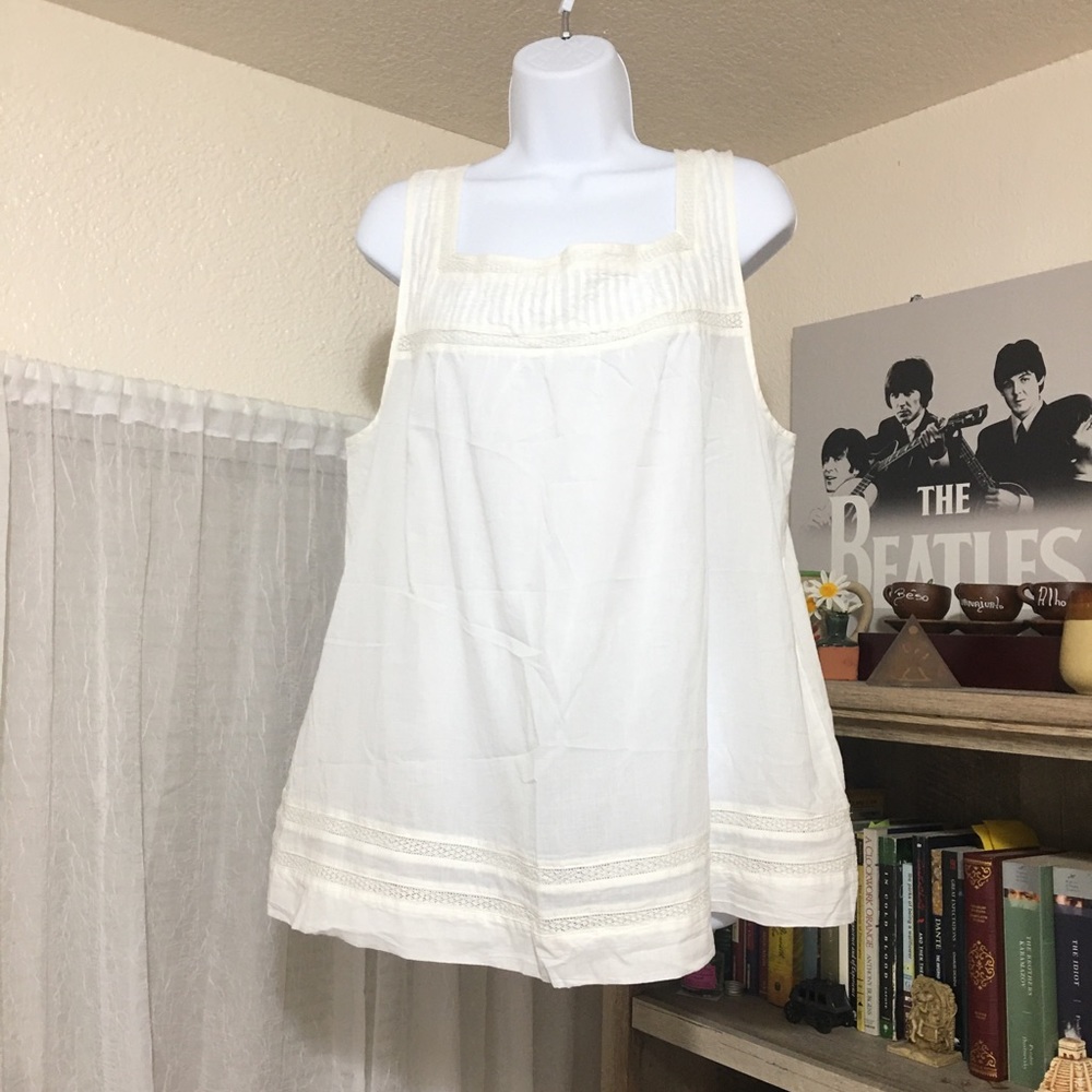 Gap XL 100% Cotton Sleeveless White Crochet Top